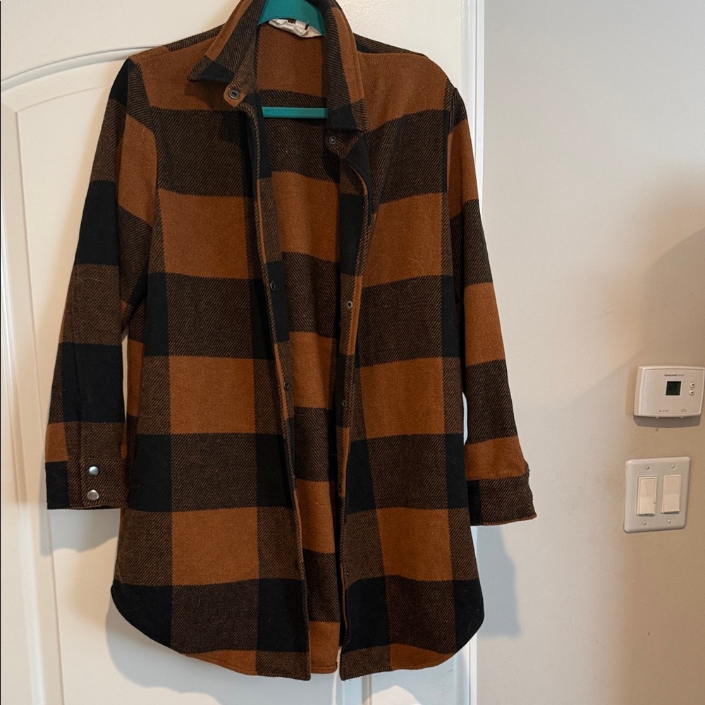 Plaid Women's Jacket in Black and Brown